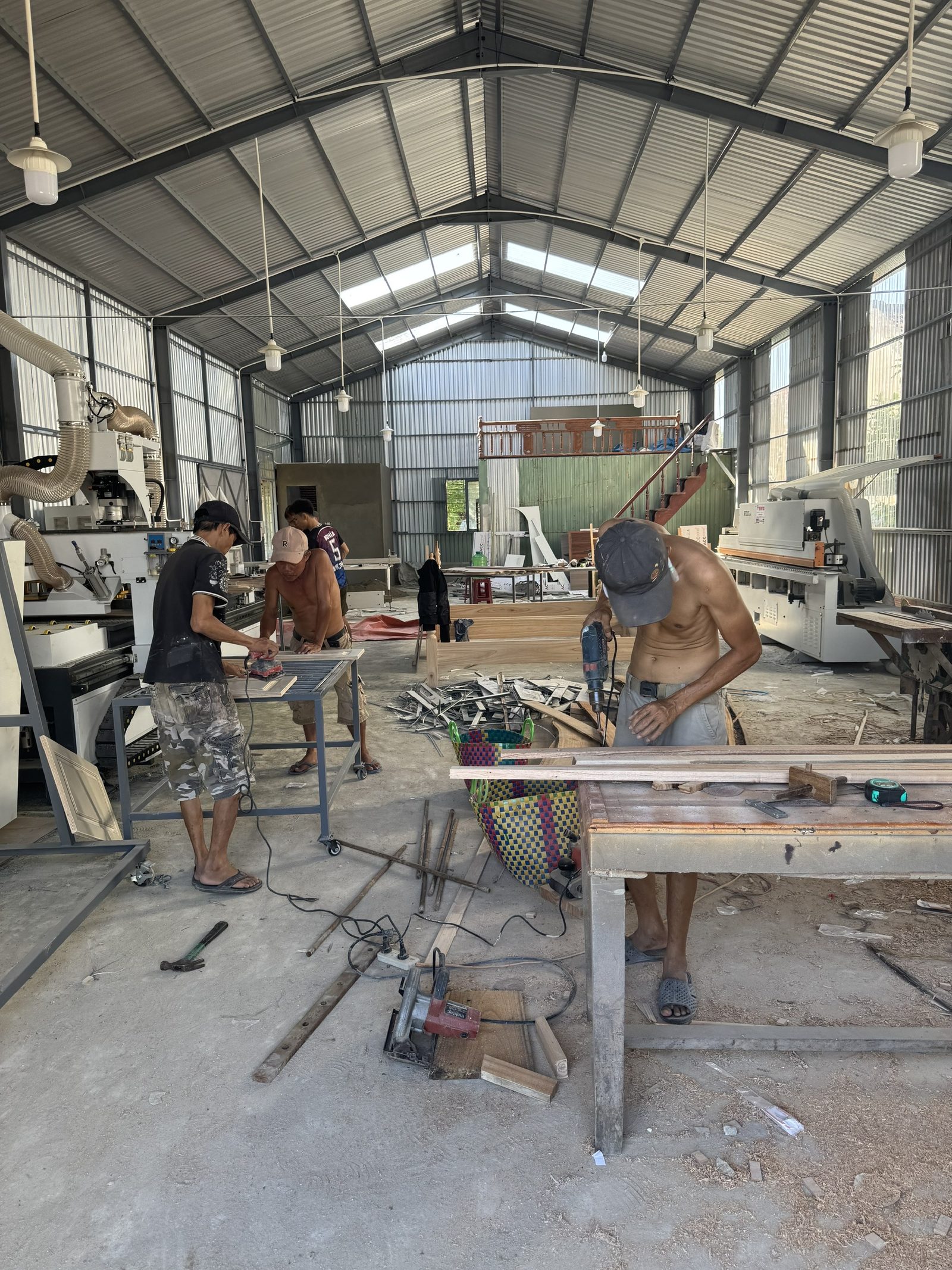 Gia công đồ gỗ tại xưởng
